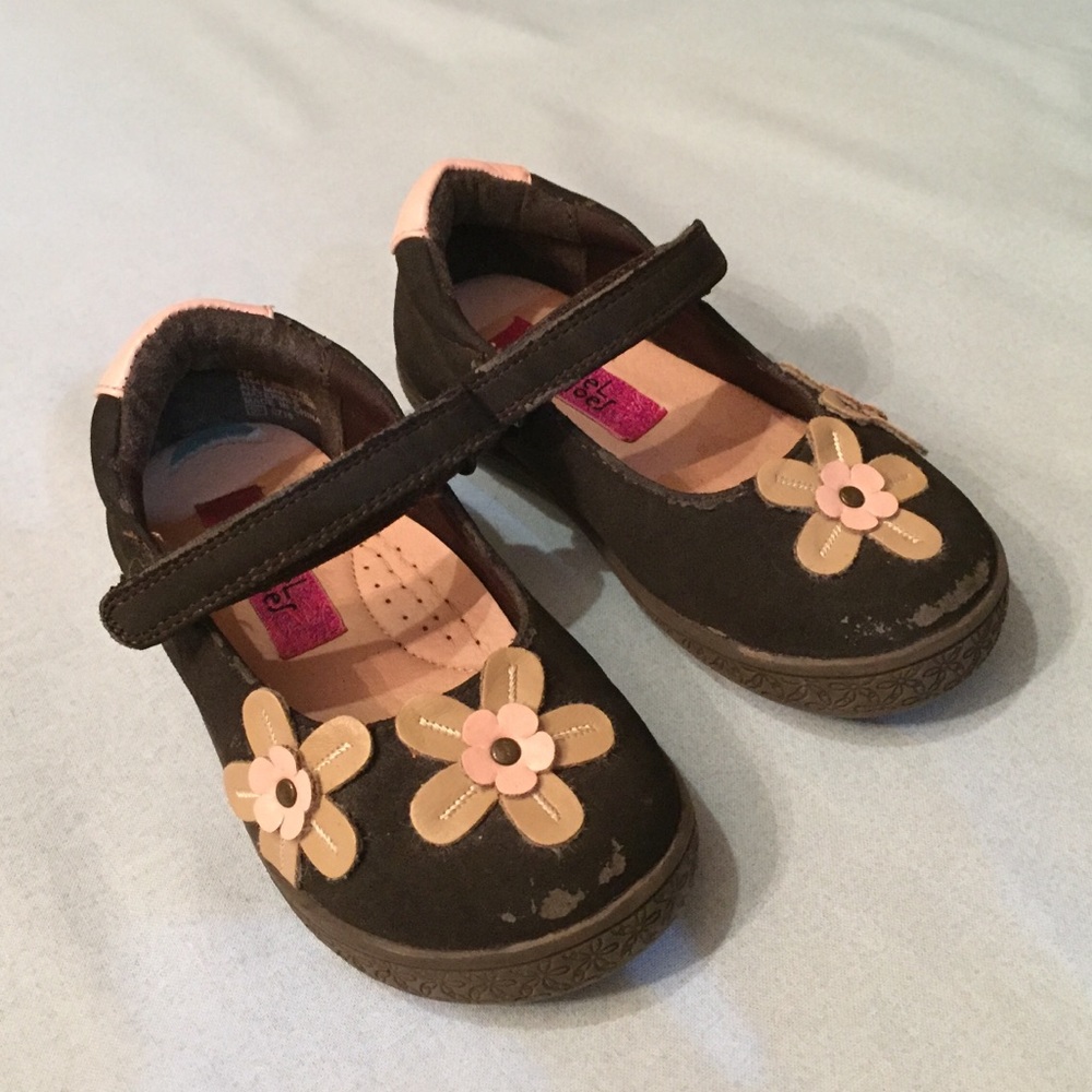 Mary Janes size 7m